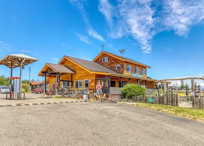 Rustic Guemes Beach Cabin